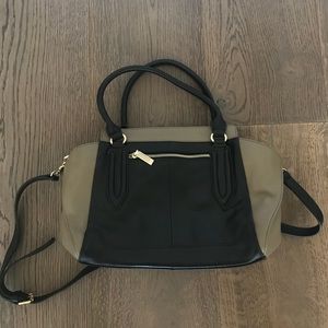 Zenith leather purse